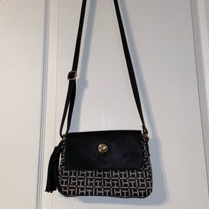 Tommy Hilfiger purse